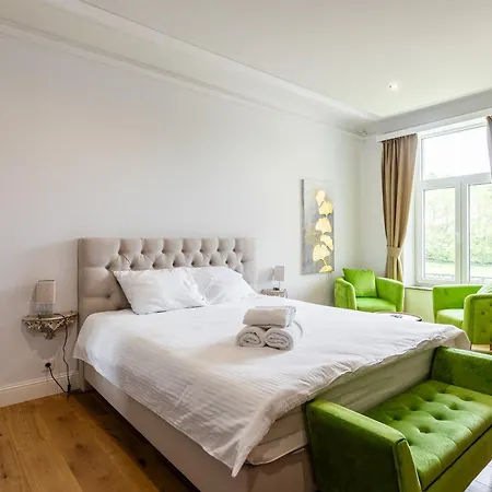 Au Chateau 101 Privatunterkunft