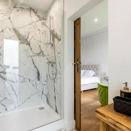 Au Château 101 Séjour chez l'habitant Tinlot