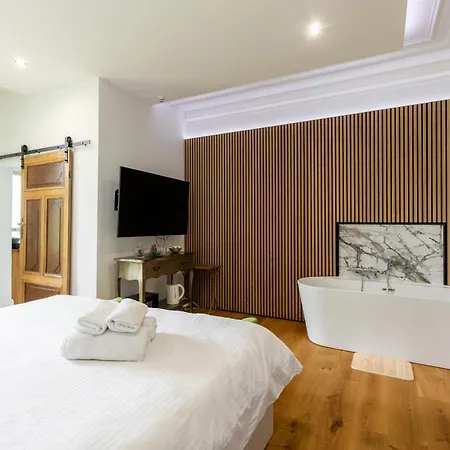 홈스테이 Au Chateau 101 Tinlot