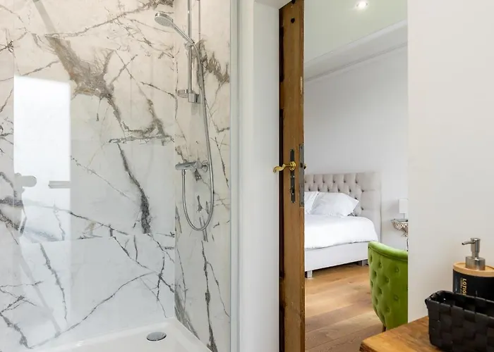 Nuit Magique Au Château De Saint Vitu 101 Séjour chez l'habitant Tinlot